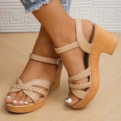 Gianna™ ミッドヒール クラシックサンダル