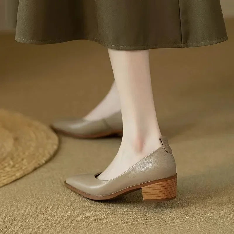 ヘレンクラシックパンプス