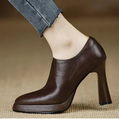 Carina スタイリッシュパンプス
